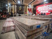 Kejaksaan Agung menggelar konferensi pers terkait dugaan korupsi Penggunaan dan Pemanfaatan Kawasan Hutan di Gedung Jampidsus, Kejaksaan Agung (Kejagung), Jakarta, Kamis (10/9/2026). (CNBC Indonesia/Faisal Rahman)
