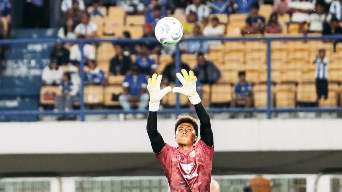 Fitrah Maulana Memburu Posisi di Laga Persija Vs Persib