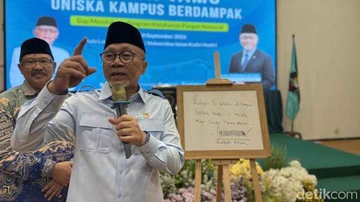 Pernah Gagal Masuk FK UI, Ini Pesan Zulhas ke Mahasiswa UNISKA Kediri