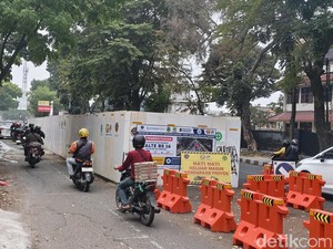 Proyek Halte BRT di Cicadas Tuai Keluhan: Minta Jam Kerja Diatur