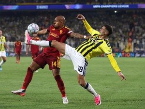 Babak I: AS Roma Ungguli Fenerbahce