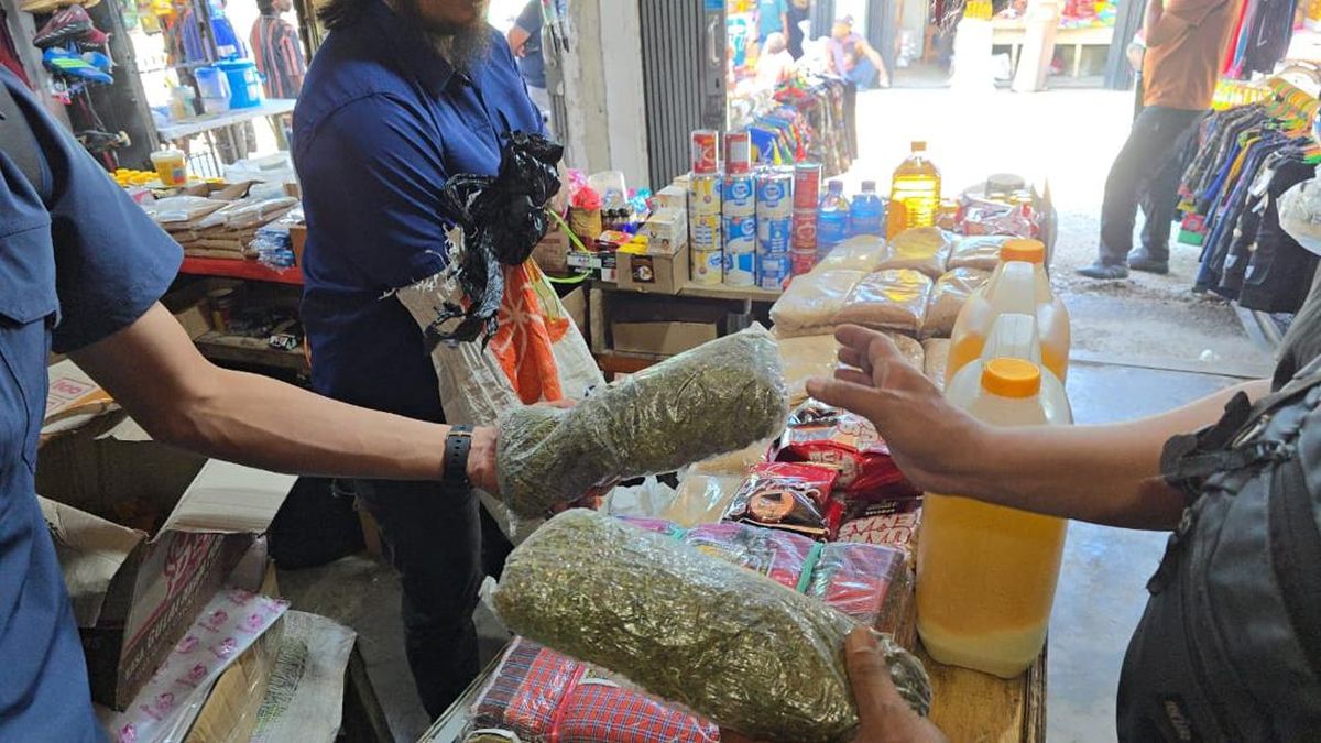 Kios Jadi Lokasi Penyimpanan Ganja di Pasar Wouma Jayawijaya Digerebek