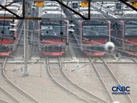 Sebanyak tujuh rangkaian Kereta Rel Listrik (KRL) seri iE305 produksi PT Industri Kereta Api (Persero) atau INKA ditarik dari operasional, untuk menjalani perawatan intensif melalui proses General Check Up (GCU) diDipo kereta Depok, Jawa Barat, Jumat