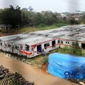 Sejumlah bangkai rangkaian Kereta Rel Listrik (KRL) Commuter tertata di Dipo Kereta, Depok, Jawa Barat, Jumat (11/9/2026). (CNBC Indonesia/Tri Susilo)