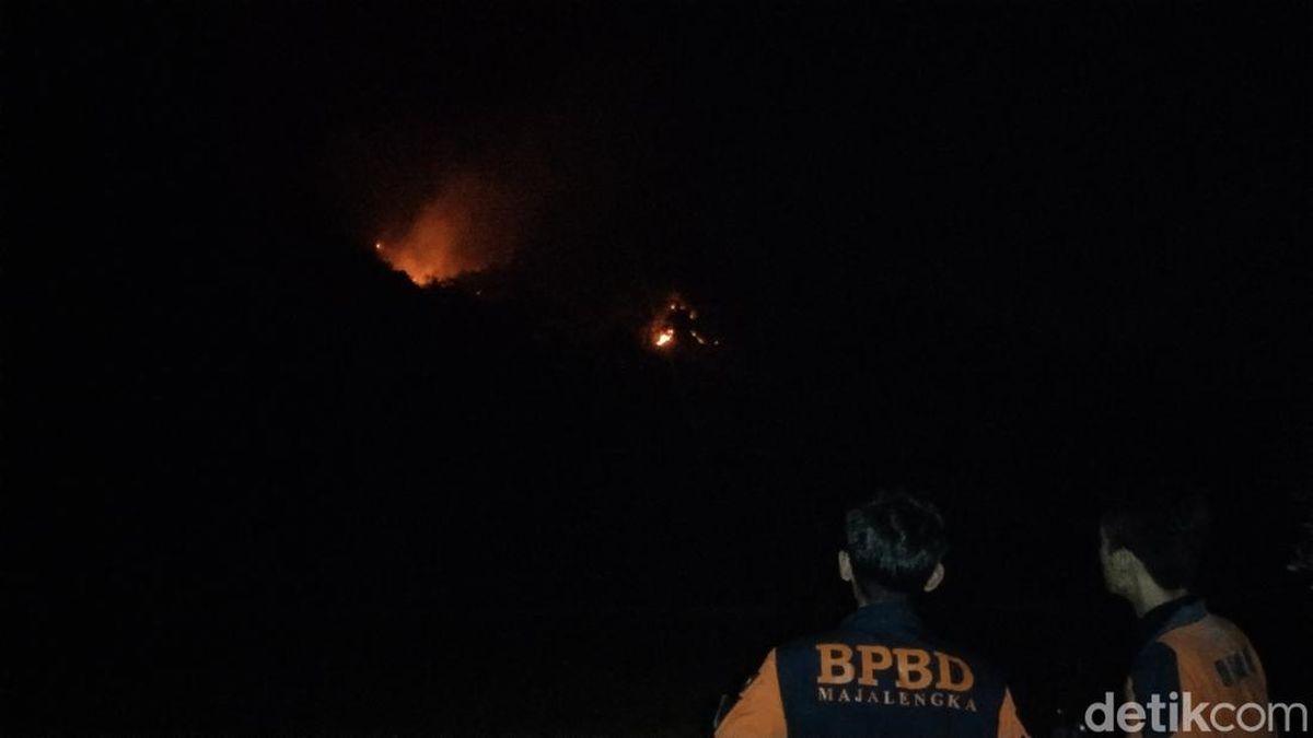 Kebakaran di Gunung Margatapa Majalengka, 3 Hari Api Muncul-Mati