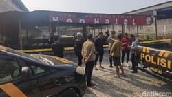 Detik-detik Ponpes Digerebek Diduga Terlibat Bakar Warung Mi Babi Sukoharjo