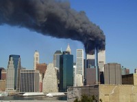 Mengenan serangan teroris 9/11 di World Trade Center AS 2001 silam. (Wikipedia)
