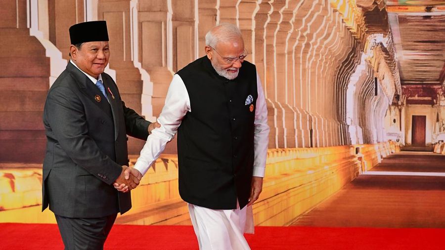 Presiden Prabowo Subianto tiba di Bharat Mandapam, New Delhi, India, untuk mengikuti Konferensi Tingkat Tinggi (KTT) ke-18 BRICS 2026, Sabtu (12/9/2026). (Dok. Muchlis Jr - Biro Pers, Media, dan Informasi Sekretariat Presiden)