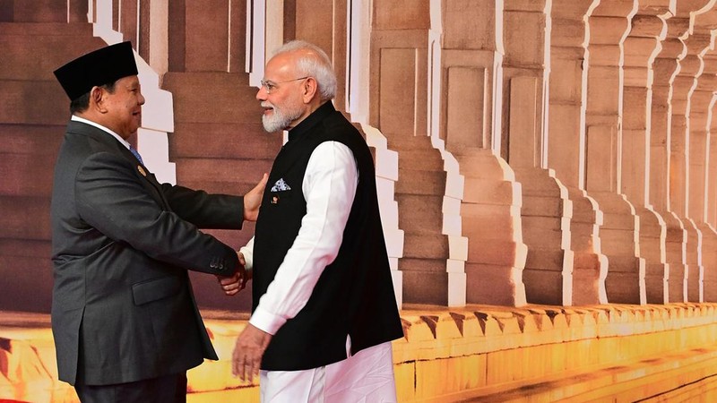 Presiden Prabowo Subianto tiba di Bharat Mandapam, New Delhi, India, untuk mengikuti Konferensi Tingkat Tinggi (KTT) ke-18 BRICS 2026, Sabtu (12/9/2026). (Dok. Muchlis Jr - Biro Pers, Media, dan Informasi Sekretariat Presiden)