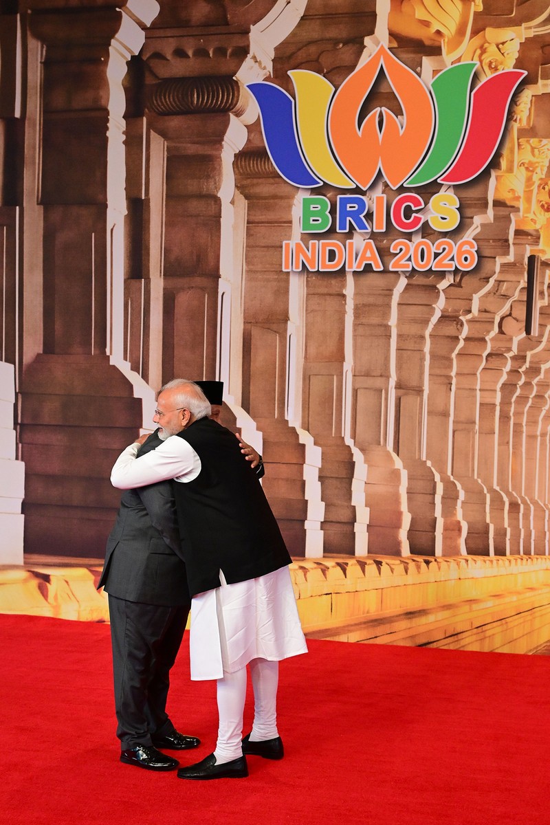 Presiden Prabowo Subianto tiba di Bharat Mandapam, New Delhi, India, untuk mengikuti Konferensi Tingkat Tinggi (KTT) ke-18 BRICS 2026, Sabtu (12/9/2026). (Dok. Muchlis Jr - Biro Pers, Media, dan Informasi Sekretariat Presiden)