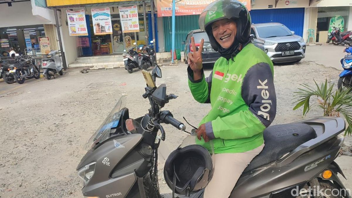 Cerita Rudy Pensiun Usai 31 Tahun Kerja, Kini Tekuni Kopi dan Jadi Ojol