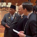 Presiden RI Prabowo Subianto berbincang hangat dengan sejumlah pemimpin dunia di sela-sela Konferensi Tingkat Tinggi BRICS ke-18 di New Delhi, India, Sabtu (12/9/2026). (Dok. Muchlis Jr - Biro Pers, Media, dan Informasi Sekretariat Presiden)