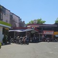 Antrean pengisian BBM disejumlah  SPBU Pertamina di Makassar. (Dok. PT Pertamina Patra Niaga)