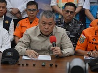 Menhub Dudy Purwagandhi dalam konferensi pers tentang kecelakaan KMP Virgo Transport 8  yang digelar di Pelabuhan Trisakti, Banjarmasin, Kalimantan Selatan, Senin (14/9/2026). (Chris - BKIP Kemenhub)