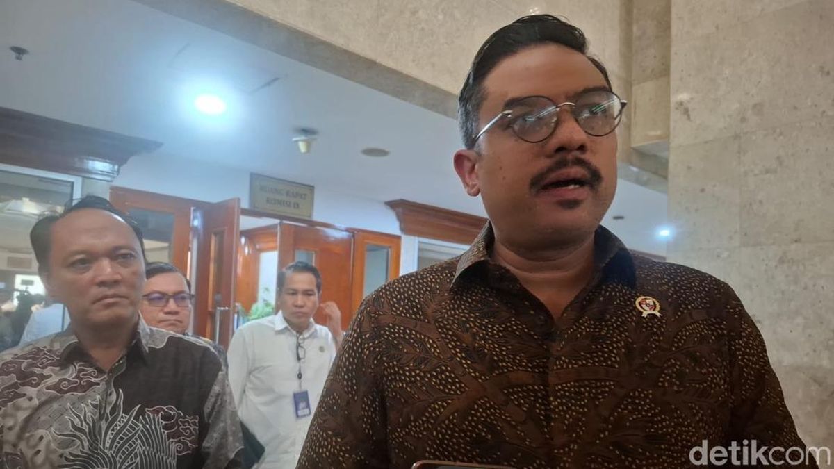 TikTok Shop Tahan Saldo-Blokir Akun Seller, Menteri UMKM Buka Suara