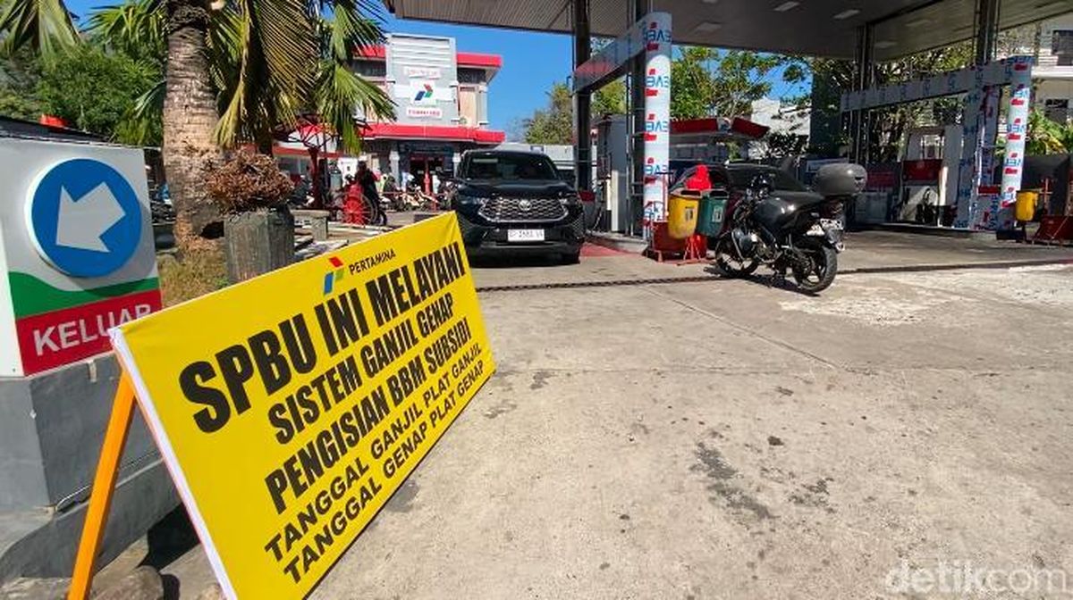 SPBU di Parepare Mulai Terapkan Ganjil Genap BBM Subsidi, Truk Isi Malam