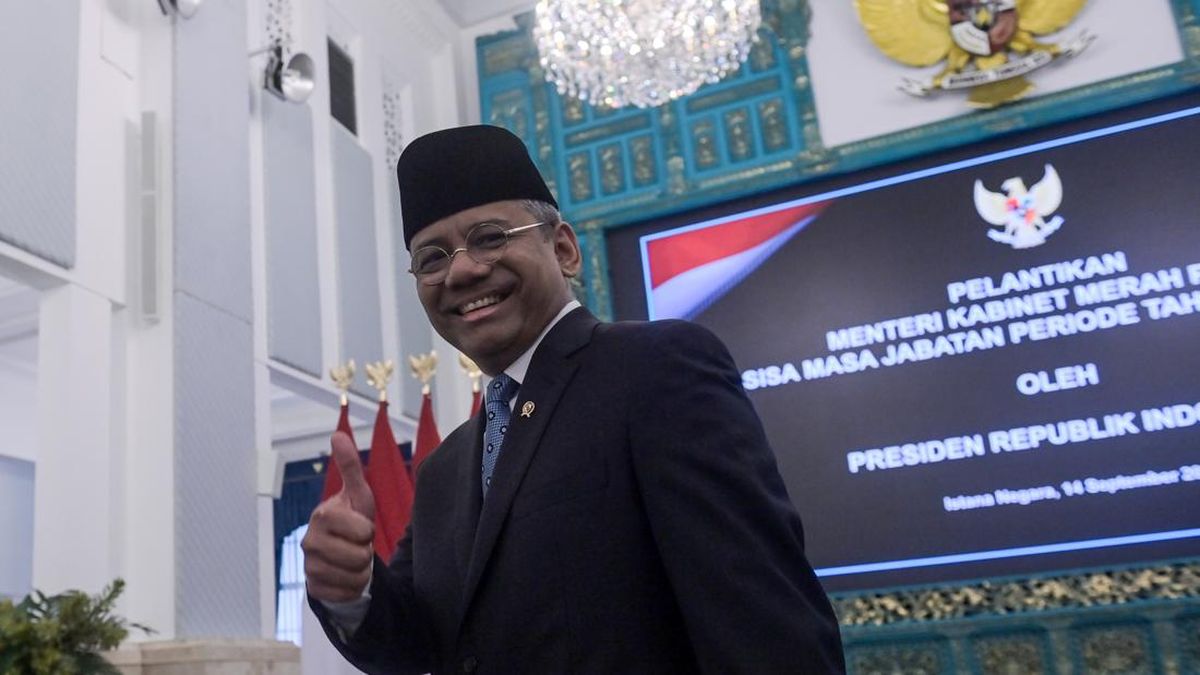 Jadi Menkeu, Suahasil Dapat iPad dari Purbaya