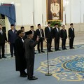 Suahasil Nazara dilantik sebagai Menteri Keuangam Masa Jabatan Periode Tahun 2024-2029, di Istana Negara, Jakarta, Senin (14/9/2026). (Tangkapan Layar Youtube/Sekretariat Presiden)