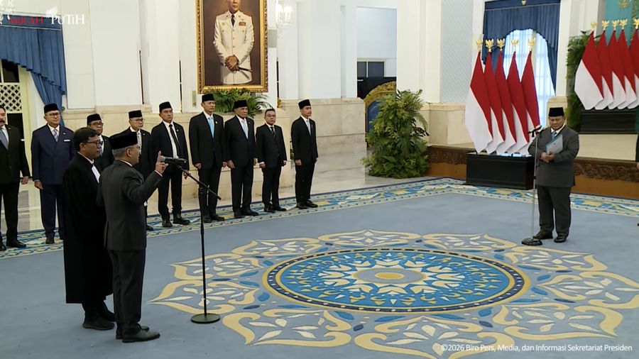 Suahasil Nazara dilantik sebagai Menteri Keuangam Masa Jabatan Periode Tahun 2024-2029, di Istana Negara, Jakarta, Senin (14/9/2026).
