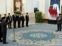 Suahasil Nazara dilantik sebagai Menteri Keuangam Masa Jabatan Periode Tahun 2024-2029, di Istana Negara, Jakarta, Senin (14/9/2026). (Tangkapan Layar Youtube/Sekretariat Presiden)
