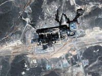 Citra satelit memperlihatkan jalur pipa Timur-Barat Arab Saudi yang membentang melintasi Semenanjung Arab, setelah serangan yang hancur, Jumat (11/9/2026). (Vantor/Handout via REUTERS)