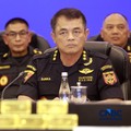 Direktur Jenderal Bea dan Cukai, Djaka Budhi Utama saat menghadiri konferensi pers Penindakan Ekspor ilegal emas oleh Direktorat Jendral Bea dan Cukai di Kantor Pusat Bea Cukai, Jakarta, Selasa (15/9/2026). (CNBC Indonesia/Muhammad Sabki)
