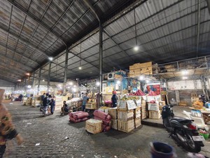 DPRD Surabaya Minta Pemkot Adil Terapkan Perda Perdagangan