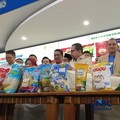 Menteri Pertanian sekaligus Kepala Badan Pangan Nasional (Bapanas) Amran Sulaiman saat mengekspos temuan beras fortifikasi tak sesuai di kantornya, Jakarta, Selasa (15/9/2026). (CNBC Indonesia/Martyasari Rizky)