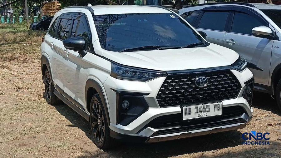 Toyota Veloz Hybrid usai dijajal tesr Drive Yogyakarta-Solo di Solo, Selasa (15/9/26). (CNBC Indonesia/Ferry Sandi)