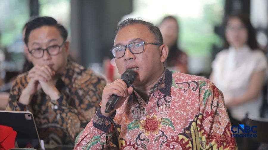 CEO PT Mobil Anak Bangsa Indonesia Kelik Irwantono di acara COFFEE MORNING 2026 dengan tema Beyond EV: Building a Resilient Automotive Ecosystem Amid Global Supply Chain Shifts di CasalenaJakarta, Rabu (16/9/2026). (CNBC Indonesia/Faisal Rahman)