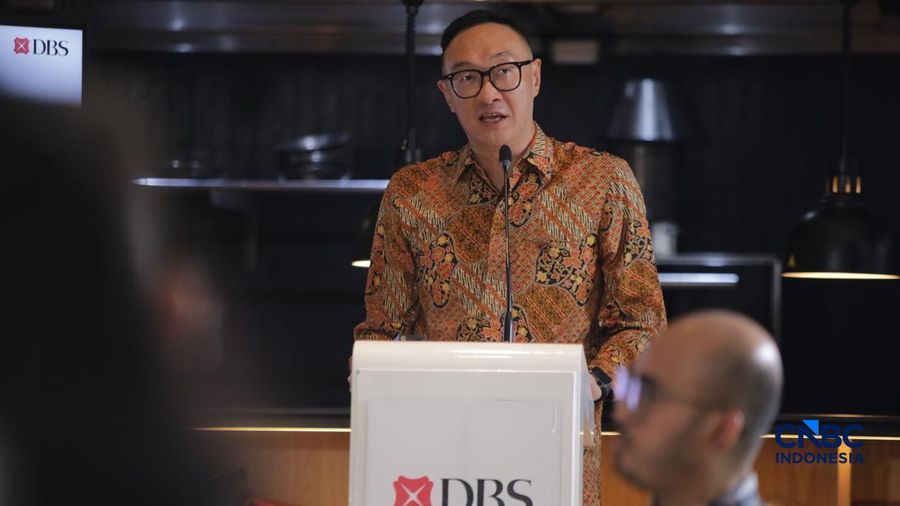 Direktur Institutional Banking Group Bank DBS Indonesia Anthonius Sehonamin di acara COFFEE MORNING 2026 dengan tema Beyond EV: Building a Resilient Automotive Ecosystem Amid Global Supply Chain Shifts di CasalenaJakarta, Rabu (16/9/2026). (CNBC Indo