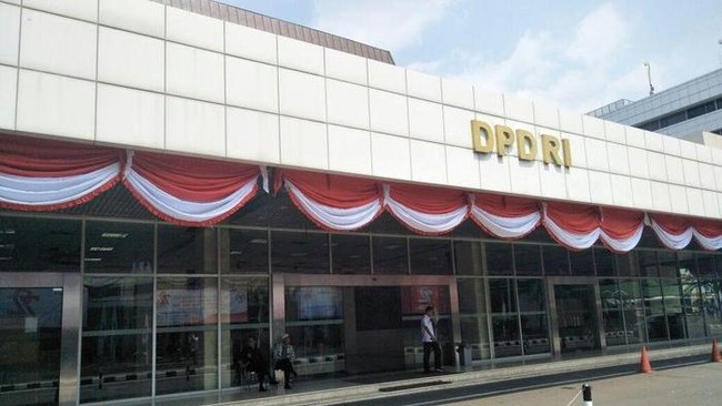 DPD RI Heran Anggaran Bayar Bunga Utang 2027 Hampir Setara TKD