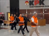 Komisi Pemberantasan Korupsi (KPK) menetapkan delapan orang sebagai tersangka dalam kasus dugaan suap terkait pengurusan Hak Guna Bangunan (HGB) di Kabupaten Bogor, Jawa Barat. (Dok. Detikcom/Kurniawan)