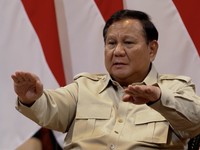 Presiden Prabowo Subianto dalam dialog bersama jurnalis senior dan pakar di Padepokan Garuda Yaksa, Hambalang, Kabupaten Bogor, Provinsi Jawa Barat, Minggu (6/9/2026). (Dok. Tim Media Prabowo Subianto)