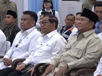 Presiden Prabowo Subianto dan Gubernur DKI Jakarta, Pramono Anung saat menghadiri peresmian LRT Jakarta Jalur Kelapa Gading-Manggarai, Jakarta, Rabu (16/9/2026). (Tangkapan Layar Youtube/Sekretariat Presiden)