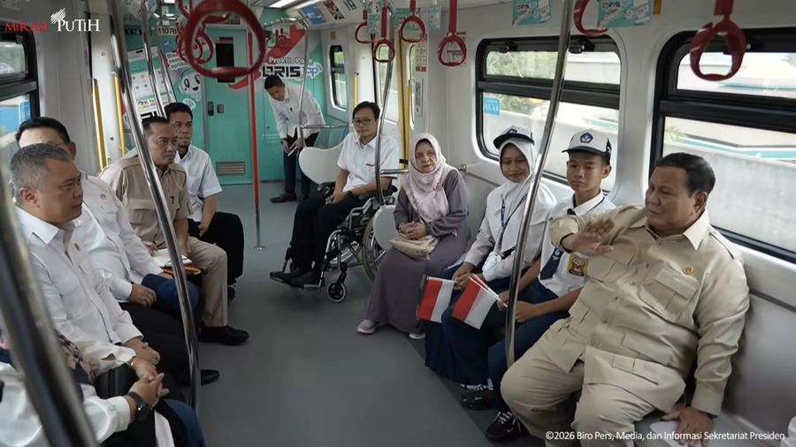 Presiden Prabowo Subianto melakukan uji coba perjalanan LRT Jakarta rute Kelapa Gading-Manggarai, Rabu (16/9/2026).