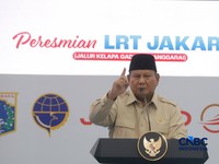 Presiden Prabowo Subianto meresmikan LRT Jakarta Jalur Kelapa Gading-Manggarai yang berlangsung di Stasiun Manggarai, Jakarta, Rabu (16/9/2026). (CNBC Indonesia/Muhammad Sabki)
