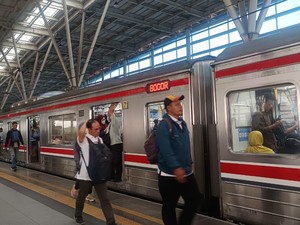 KRL Bakal Nyambung hingga Cikampek-Lido di 2028