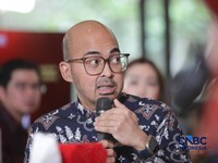 Wakil Sekretaris Jenderal Asosiasi Ekosistem Mobilitas Listrik (AEML) Dhery Rachman di acara COFFEE MORNING 2026 dengan tema Beyond EV: Building a Resilient Automotive Ecosystem Amid Global Supply Chain Shifts di CasalenaJakarta, Rabu (16/9/2026). (C