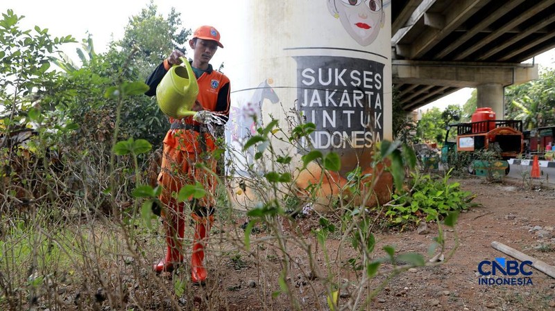 Deretan gedung bertingkat saat Ibu Kota menghadapi periode kemarau dan potensi kekeringan meteorologis terlihat di kawasan Jakarta, Kamis (17/9/2026).