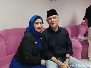 Kisah Hengky Tornando-Baby Zelvia dari Cinlok Awet 34 Tahun Pernikahan