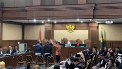 ⁠⁠Pengakuan Stafsus Yaqut Pinjam Setengah Miliar Bikin Jaksa Heran