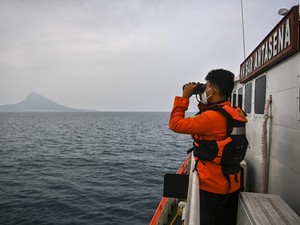 5 Jurnalis-2 Kru Kapal Hilang Kontak di Selat Sunda Dicari Lewat Operasi Rutin