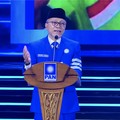 Ketua Umum DPP Partai Amanat Nasional (PAN), Zulkifli Hasan saat menyampaikan sambutan dalam perayaan puncak Hari Ulang Tahun ke 28 Partai Amanat Nasional, di Jakarta International Convention Center (JICC), Senayan, Jakarta, Jumat (18/9/2026). (Tangk