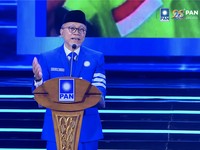 Ketua Umum DPP Partai Amanat Nasional (PAN), Zulkifli Hasan saat menyampaikan sambutan dalam perayaan puncak Hari Ulang Tahun ke 28 Partai Amanat Nasional, di Jakarta International Convention Center (JICC), Senayan, Jakarta, Jumat (18/9/2026). (Tangk