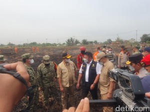 Menko Polkam Sebut Belum Butuh Bantuan Luar untuk Tuntaskan Karhutla Sumsel