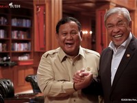 Presiden Indonesia Prabowo Subianto menerima kunjungan Wakil Perdana Menteri Malaysia Ahmad Zahid Hamidi di kediaman pribadi Prabowo di Hambalang, Kabupaten Bogor, Provinsi Jawa Barat, Jumat (18/9/2026). (Tangkapan Layar Youtube/Sekretariat Presiden)