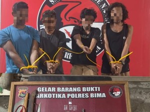 Polisi Tangkap 4 Sindikat Sabu Bersenpi-Sajam di Bima