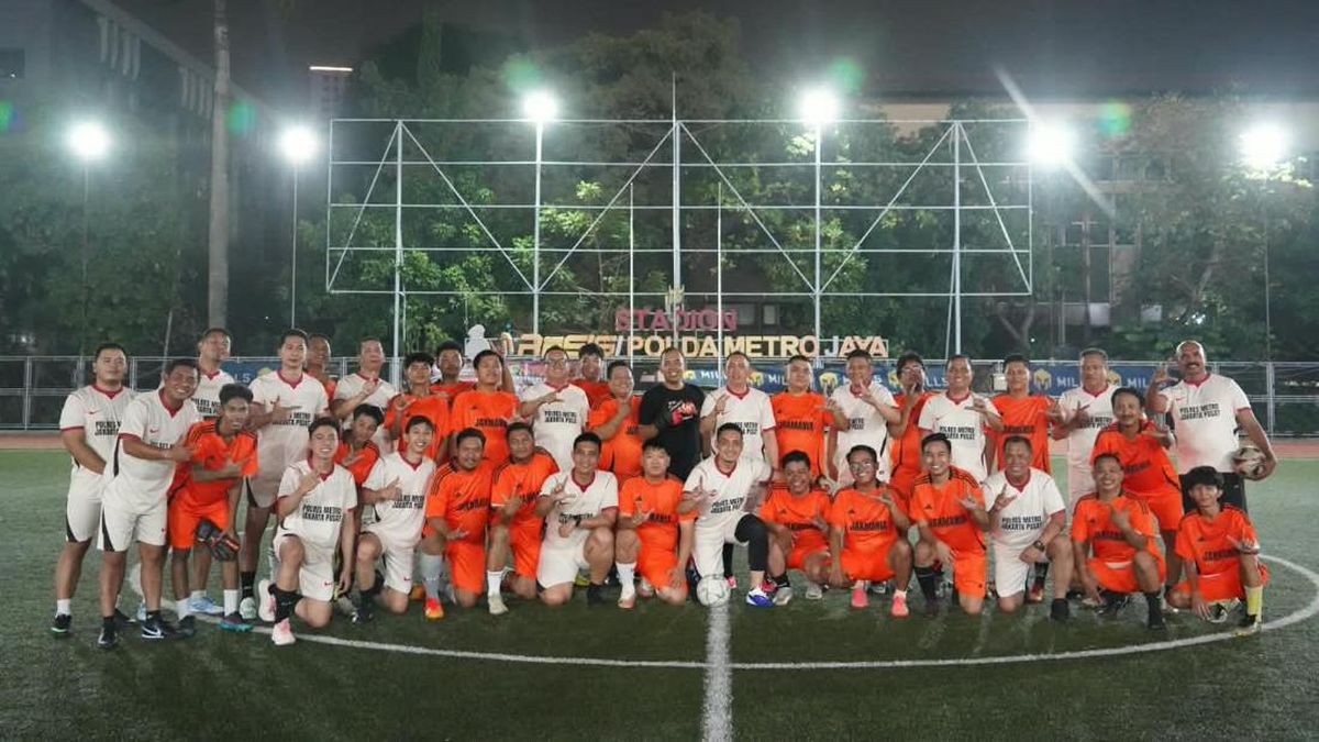 Mini Soccer Polres Jakpus Vs Jakmania, Laga Persahabatan Pererat Silaturahmi
