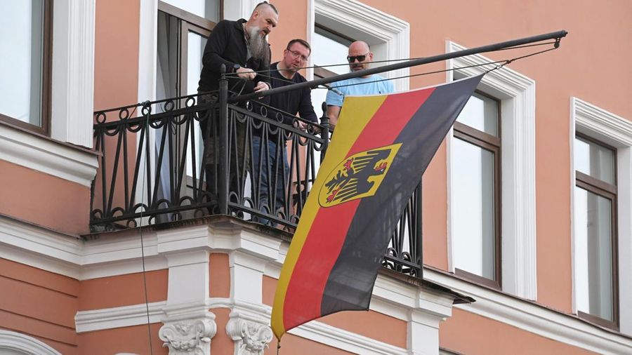 Rusia menutup konsulat Jerman di St. Petersburg. (REUTERS/Andrei Bok)